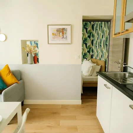 Appartamento Parisian Elegance Wood Near Bastille And Marais Parigi